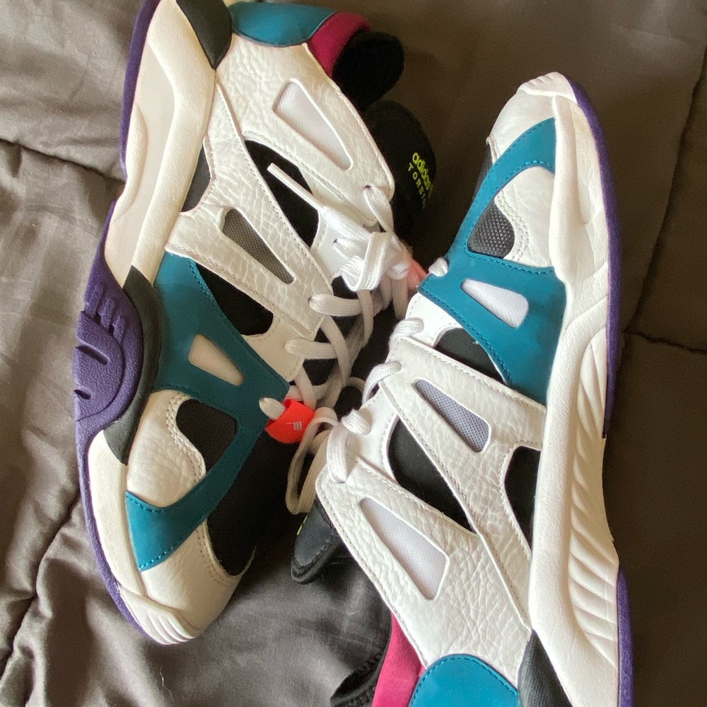 adidas originals dimension lo